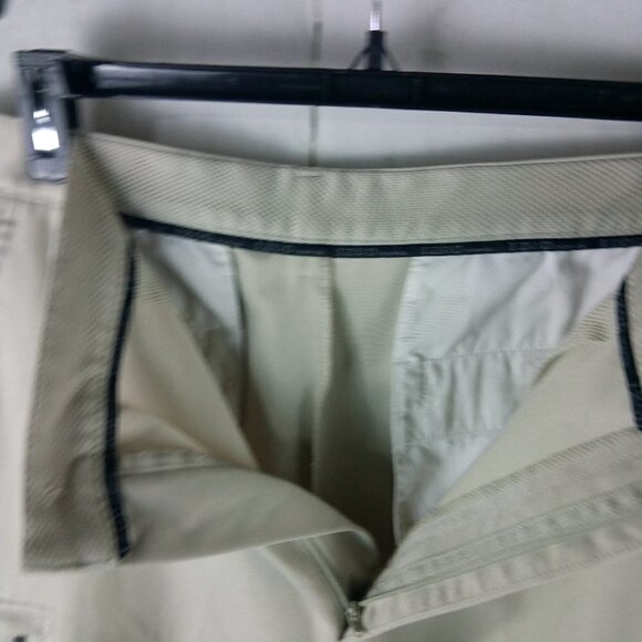 IZOD Extreme Function Men's Tan Golf Shorts Size 34W - Picture 10 of 12